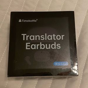 Translator earbuds